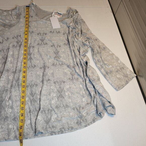 Rose and Olive Gray Scoop Neck Blouse Dressy Tee Women's Plus Size 3X - Picture 8 of 8